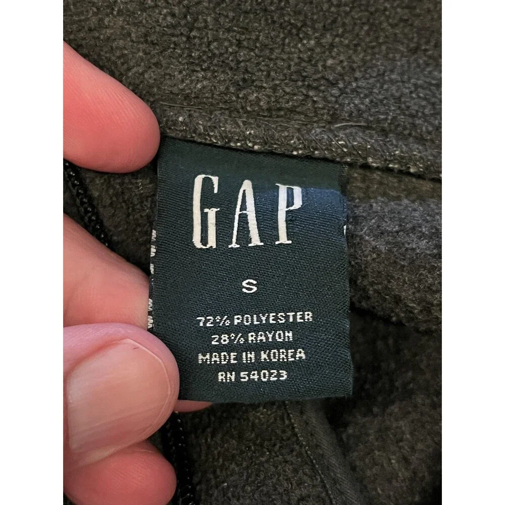 GAP Pullover Sweater Mens Small Gray Half Zip Fleece Warm Outdoors Made Korea
